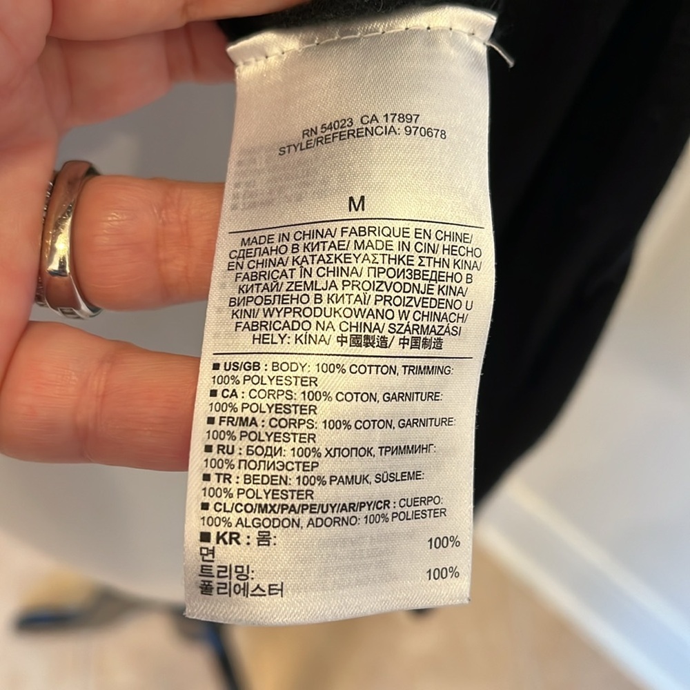 NWOT Banana Republic zip sweater - Picture 7 of 7
